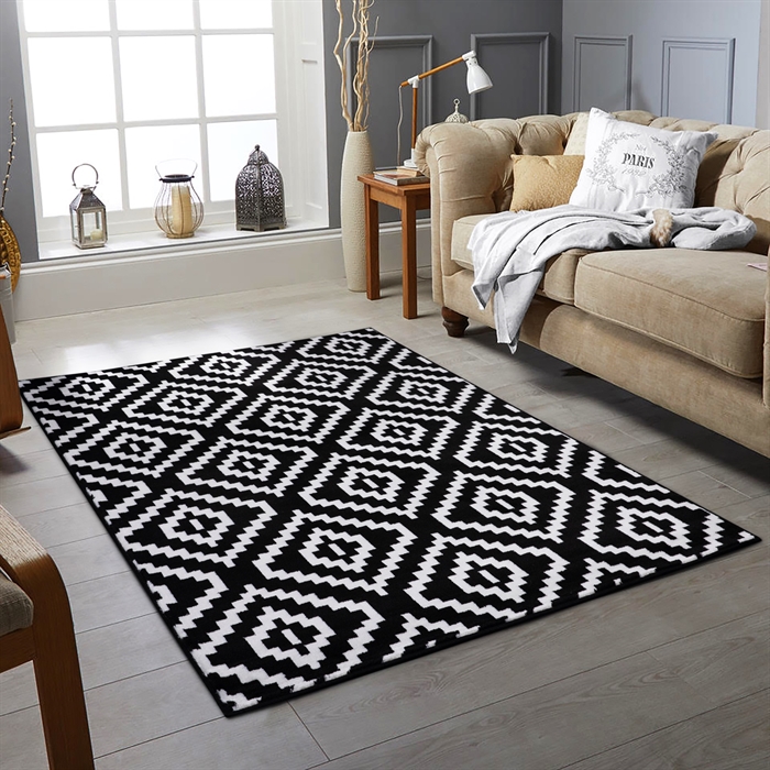 Sunset Black/White Geometric Indoor Area Carpet Rug