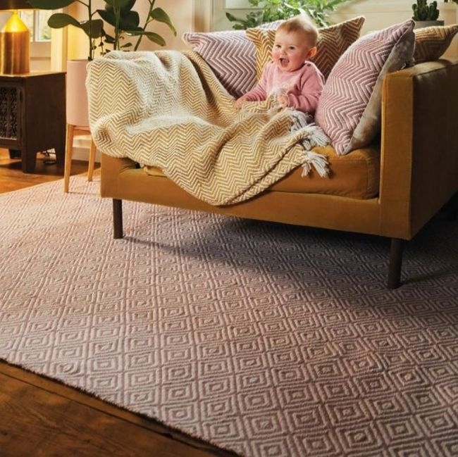 Diamonds Rose Luxury Natural Soft Rug Woven